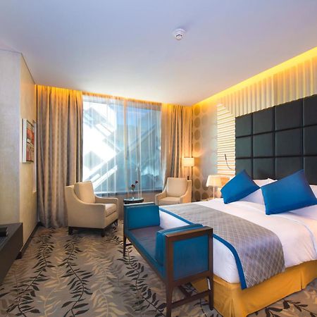 Crowne Plaza Riyadh - Rdc Hotel & Convention By Ihg Luaran gambar Deluxe room