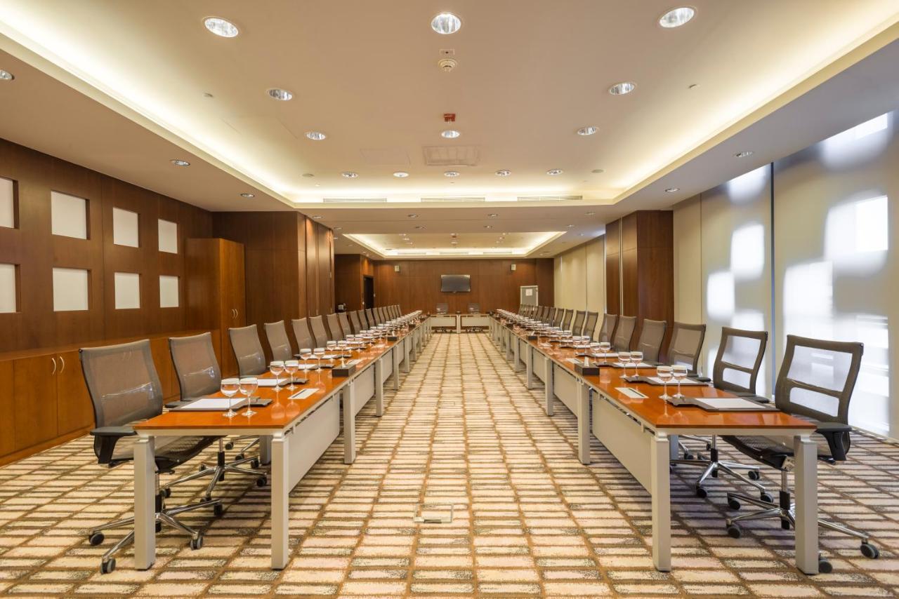 Crowne Plaza Riyadh - Rdc Hotel & Convention By Ihg Luaran gambar Meeting room