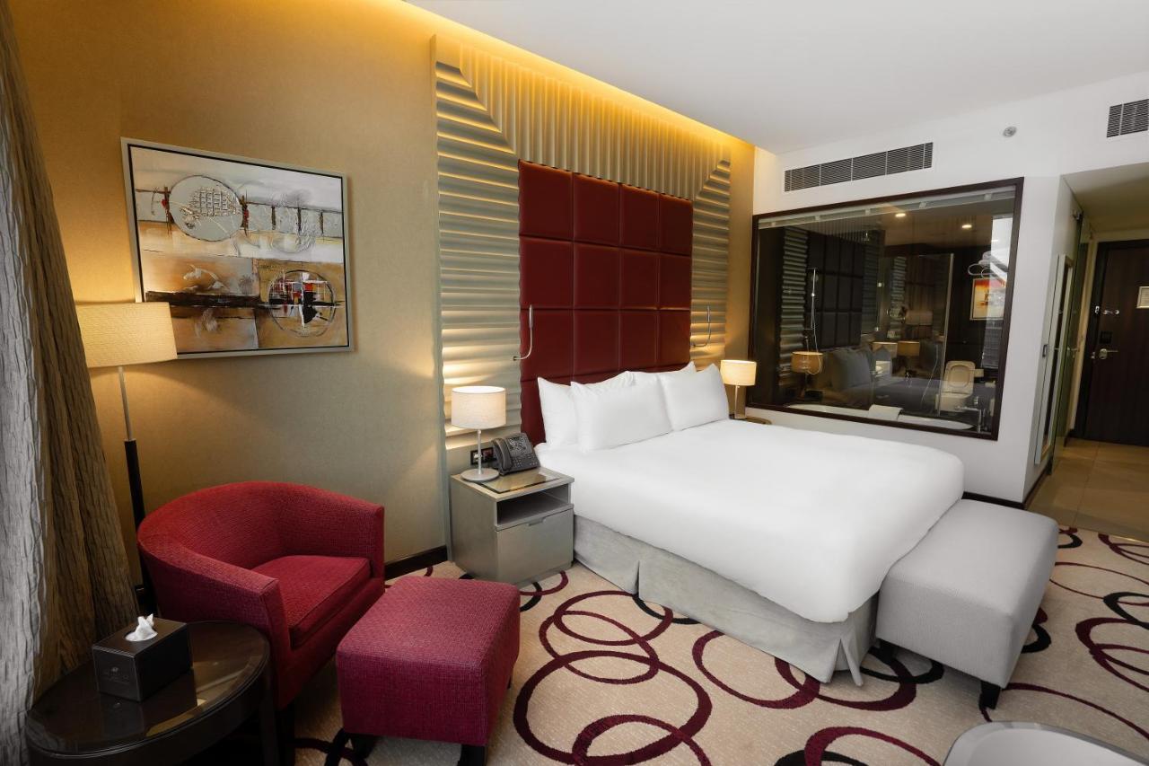 Crowne Plaza Riyadh - Rdc Hotel & Convention By Ihg Luaran gambar Deluxe room